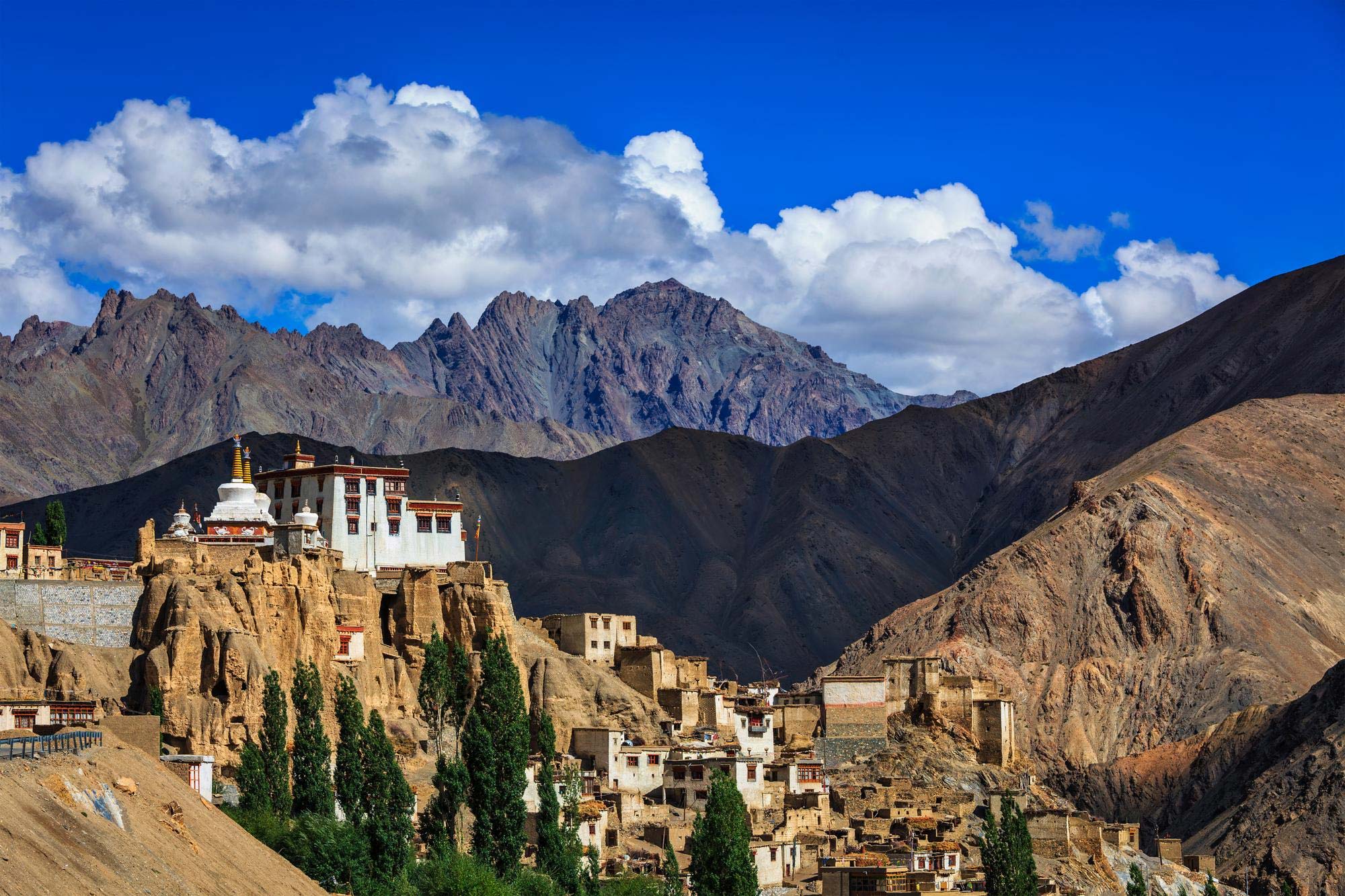 lamayuru-gompa-tibetan-buddhist-monastery-ladakh 5